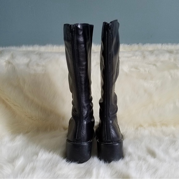 Miz Mooz Black Leather Wedge Casablanca Boots Size 7 - Picture 4 of 8